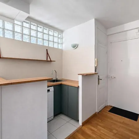Apartment Paisible Et Elegant Buttes Chaumont 2 Pers *