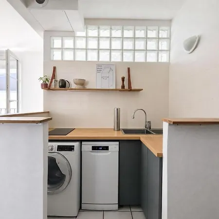 Apartment Paisible Et Elegant Buttes Chaumont 2 Pers Paris